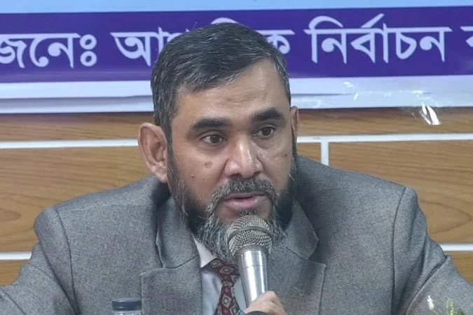 নির্বাচন ভণ্ডুলের চেষ্টা করলে ব্যবস্থা: ইসি সানাউল্লাহ